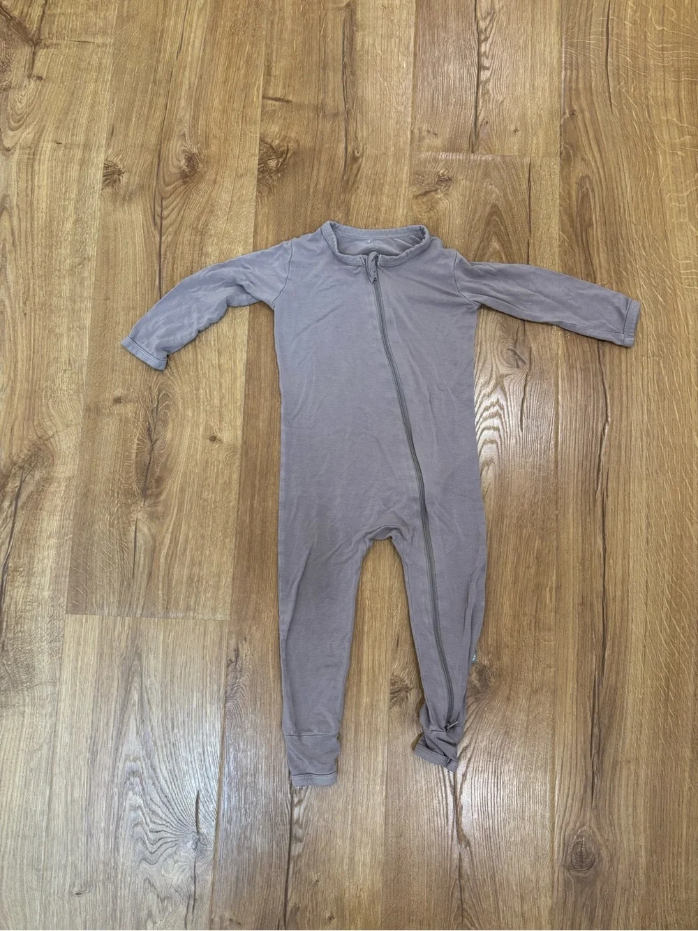 Kyte Baby Bamboo Zip Onesie 2T